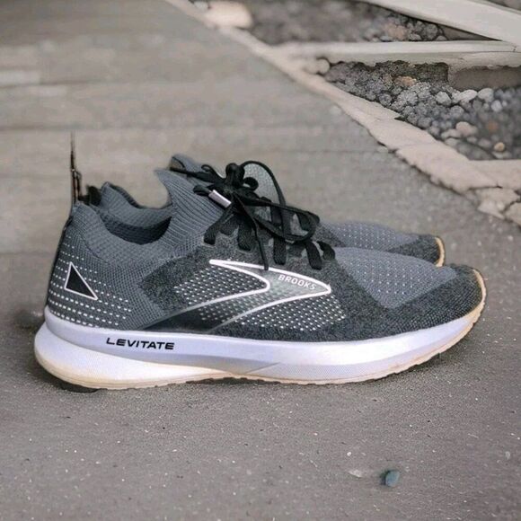 Brooks Levitate 5 StealthFit Black Purple Neutral Running Shoes Women's Size 8 - Picture 4 of 8